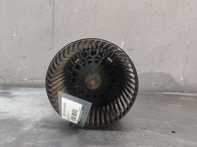 Recambio de ventilador calefaccion para peugeot 207 sw confort referencia OEM IAM NN102992G  