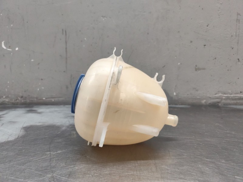 Recambio de deposito expansion para volkswagen crafter furgoneta (sy_, sx_) 2.0 tdi referencia OEM IAM   