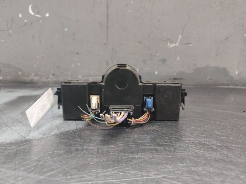 Recambio de mando calefaccion / aire acondicionado para renault megane ii coupe/cabrio authentique referencia OEM IAM 8200344840