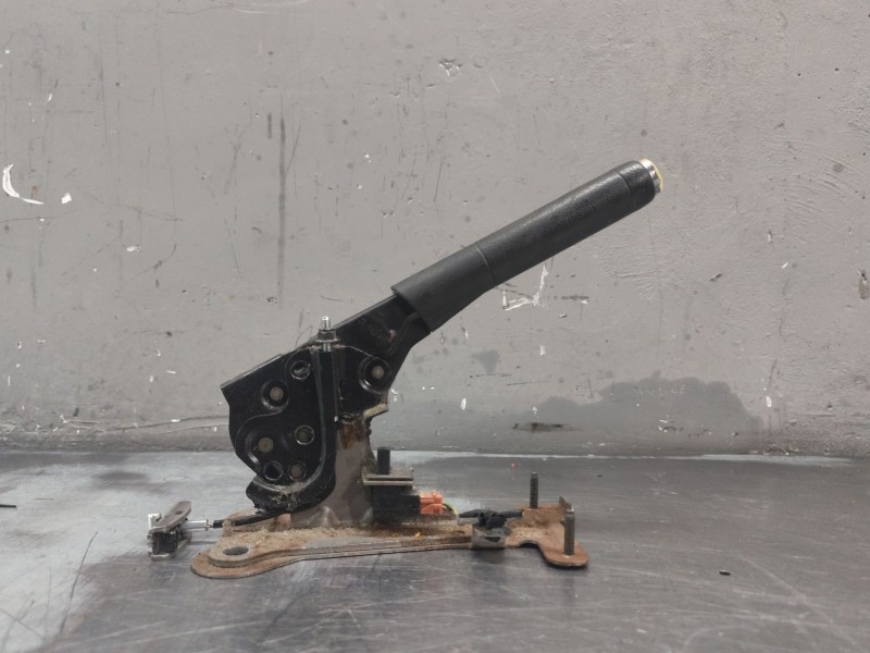 Recambio de palanca freno de mano para peugeot 207 sw confort referencia OEM IAM 96828471XT  