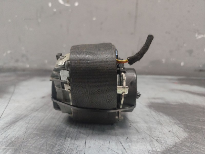 Recambio de cinturon seguridad delantero derecho para peugeot 207 sw confort referencia OEM IAM   