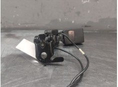 Recambio de enganche cinturon trasero derecho para peugeot 207 sw confort referencia OEM IAM 821237610 8212798  2