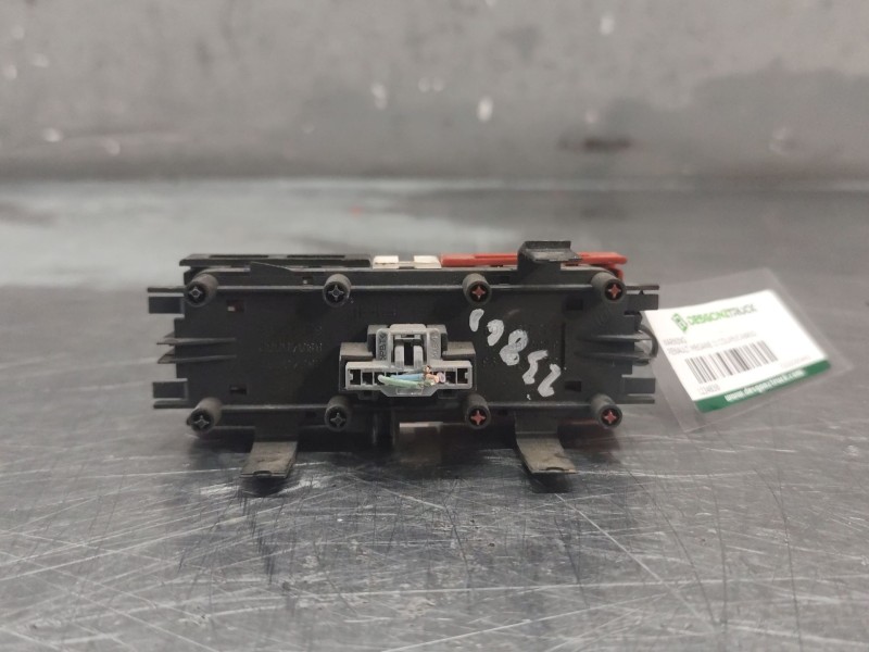 Recambio de warning para renault megane ii coupe/cabrio authentique referencia OEM IAM 8200095493  