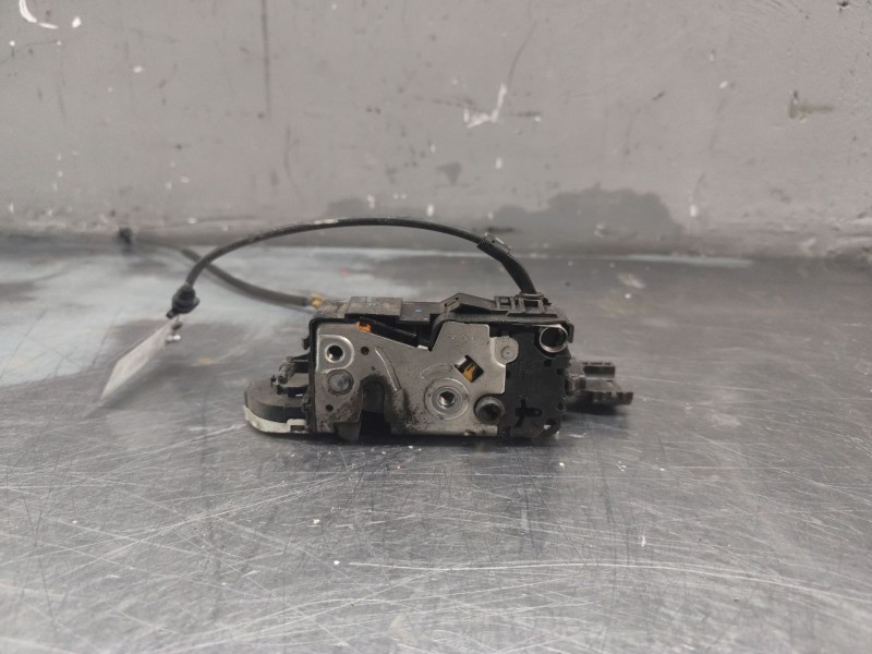 Recambio de cerradura puerta delantera derecha para peugeot 207 sw confort referencia OEM IAM   