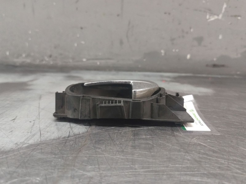 Recambio de maneta interior trasera izquierda para peugeot 207 sw confort referencia OEM IAM 96555518VD  