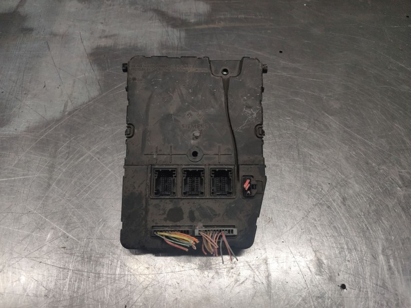 Recambio de centralita check control para renault megane ii coupe/cabrio authentique referencia OEM IAM 8200309690  