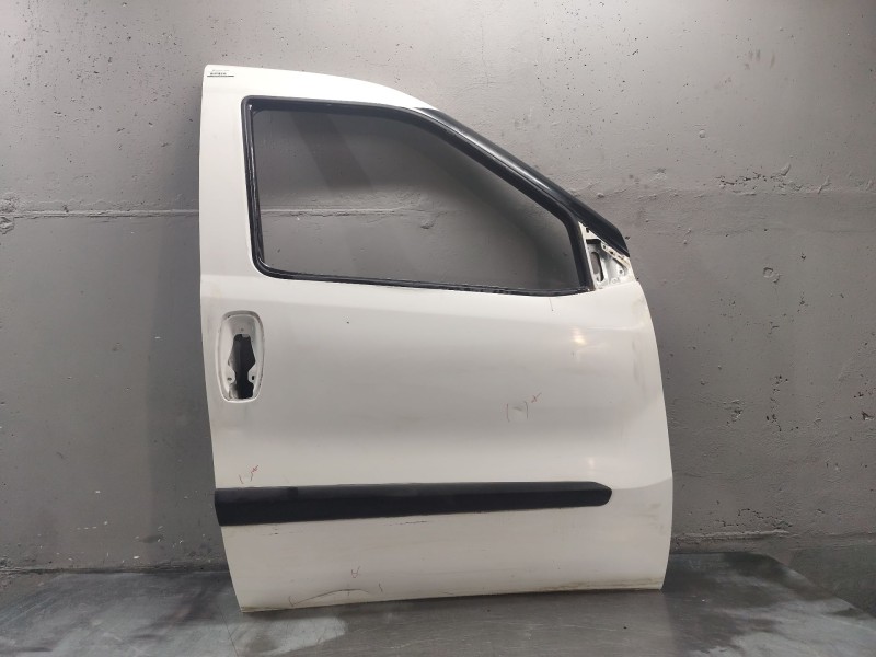 Recambio de puerta delantera derecha para fiat doblo ii cargo (263) furgón sx referencia OEM IAM   
