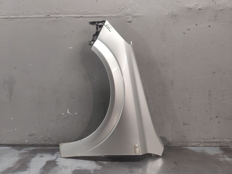 Recambio de aleta delantera derecha para opel astra h ber. 1.7 16v cdti referencia OEM IAM   