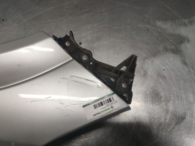 Recambio de aleta delantera derecha para opel astra h ber. 1.7 16v cdti referencia OEM IAM   