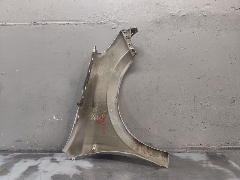 Recambio de aleta delantera derecha para opel astra h ber. 1.7 16v cdti referencia OEM IAM   