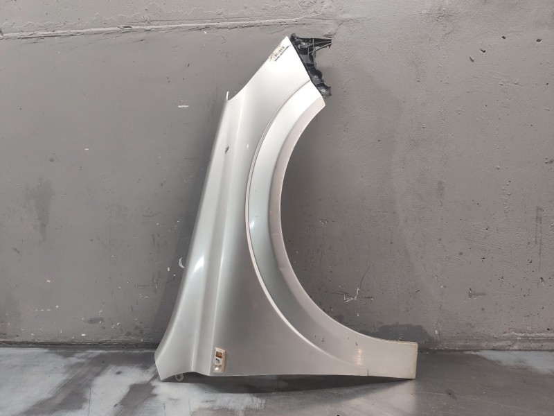 Recambio de aleta delantera izquierda para opel astra h ber. 1.7 16v cdti referencia OEM IAM   