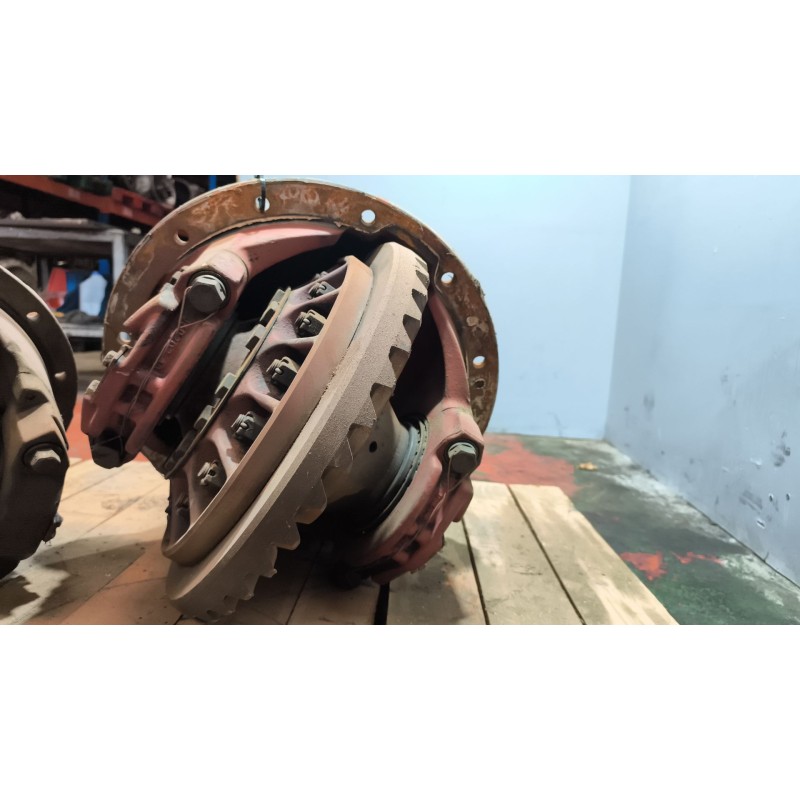 Recambio de grupo para volvo fl 10 fki interc. 235/265 kw 4x2 e2 corto referencia OEM IAM EV85B 1525692 RATIO:4.86-1/8X39