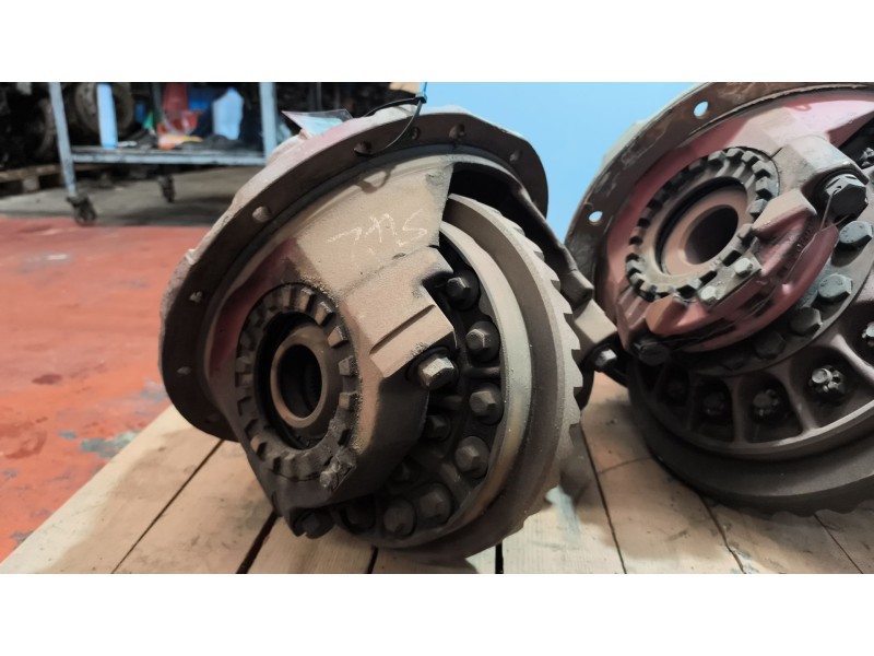 Recambio de grupo para renault major r 340ti.16/t (339cv) referencia OEM IAM C4AL RELACION:16X37 