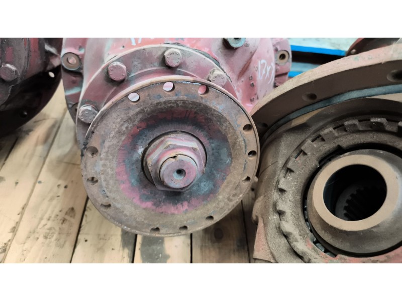 Recambio de grupo para renault major r 340ti.26 (339cv) referencia OEM IAM C4AL RELACION:17X37 