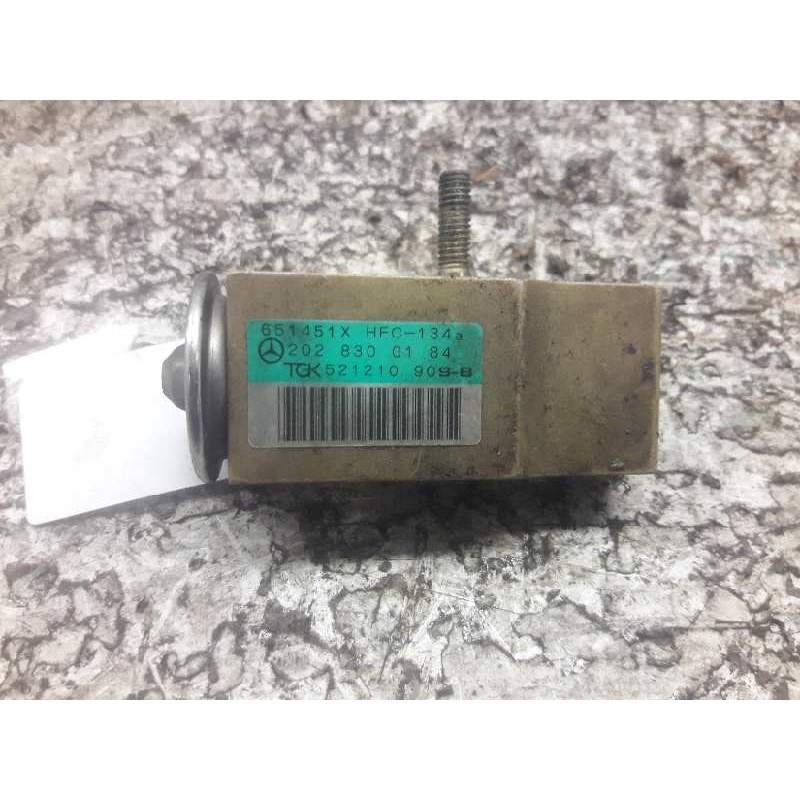 Recambio de valvula expansion para mercedes vito marco polo (638) 112 cdi referencia OEM IAM 2028300184 521210909B 651451X