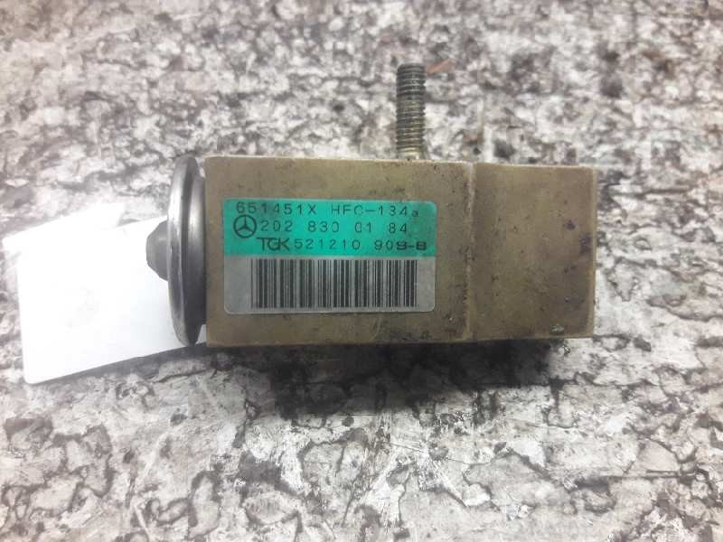 Recambio de valvula expansion para mercedes vito marco polo (638) 112 cdi referencia OEM IAM 2028300184 521210909B 651451X
