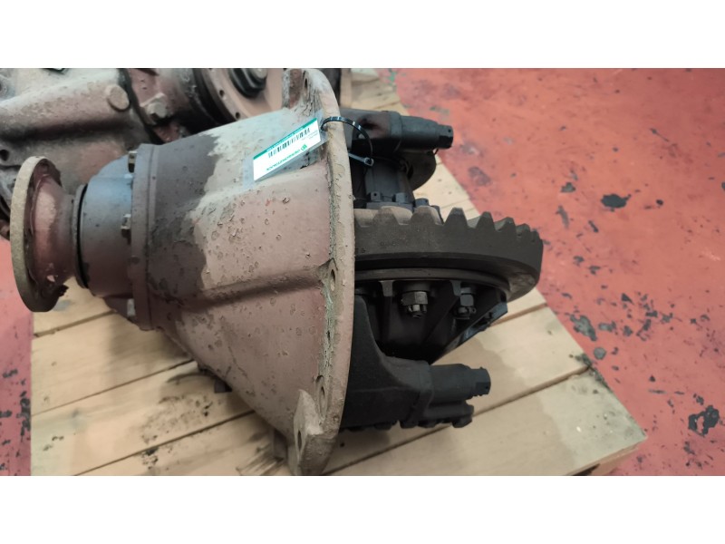 Recambio de grupo para renault dg 230.20 referencia OEM IAM  RELACION:8X39 20 ESTRIAS DE PALIER
