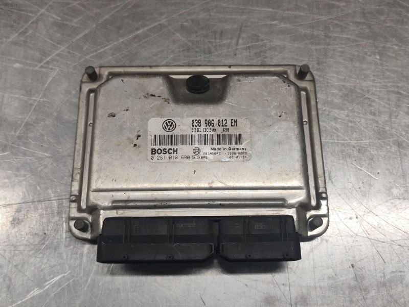 Recambio de centralita motor uce para seat ibiza (6l1) cool referencia OEM IAM 038906012EM 038906012HP 