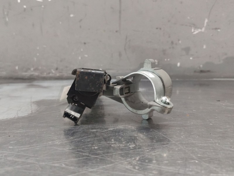 Recambio de conmutador de arranque para opel insignia berlina expression referencia OEM IAM 23477372  