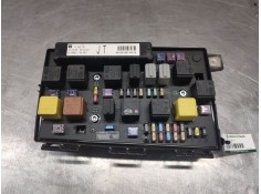 Recambio de caja reles / fusibles para opel astra h ber. 1.7 16v cdti referencia OEM IAM 13242781 5DK00946410 JT