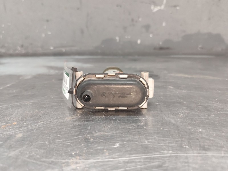 Recambio de motor cierre centralizado delantero derecho para seat toledo (1l) magnus referencia OEM IAM 1L0862153C  