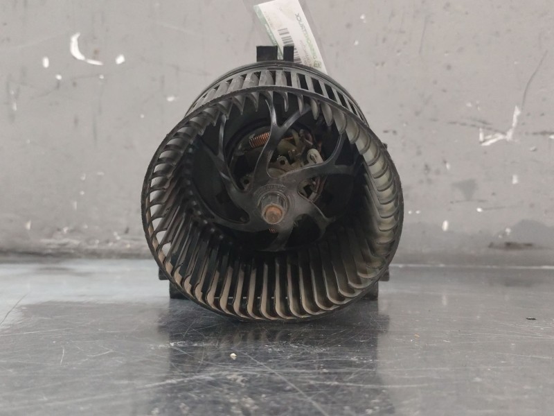 Recambio de ventilador calefaccion para seat ibiza (6k1) select referencia OEM IAM 1J1819021A  