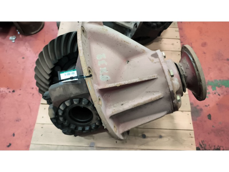 Recambio de grupo para renault dg 230.20 referencia OEM IAM  RELACION:8X39 25 ESTRIAS DE PALIER
