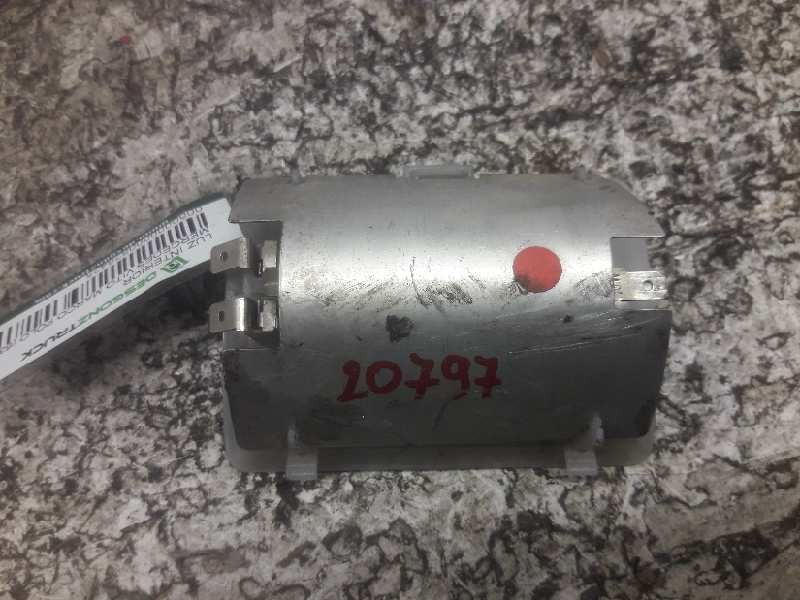 Recambio de luz interior para mercedes vito marco polo (638) 112 cdi referencia OEM IAM  2 PINS 
