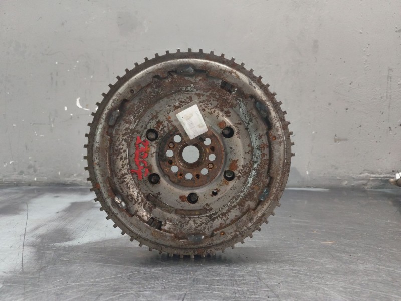 Recambio de volante motor para nissan x-trail (t30) sport referencia OEM IAM   