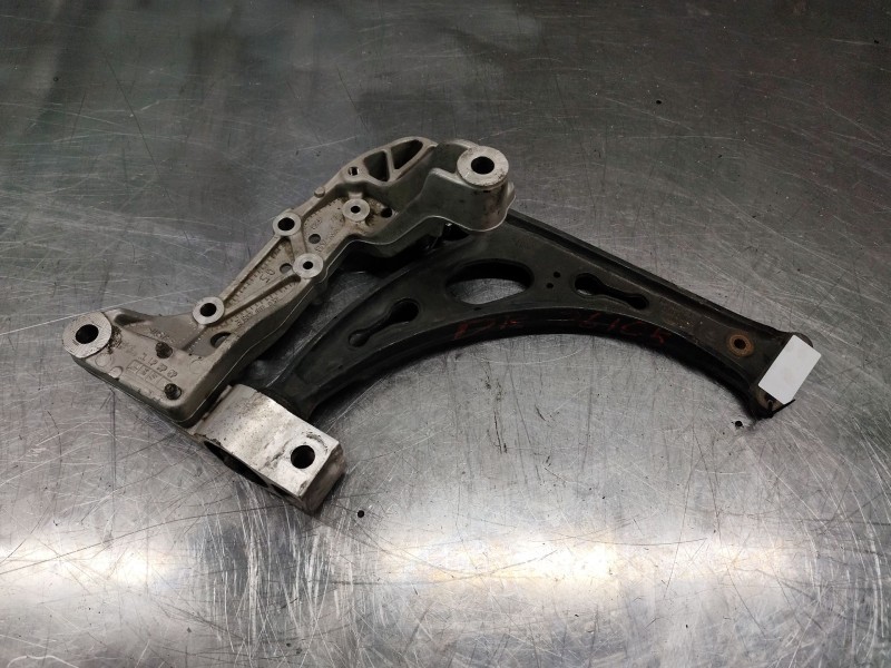 Recambio de brazo suspension inferior delantero derecho para audi a3 (8p1) 2.0 tdi 16v referencia OEM IAM   