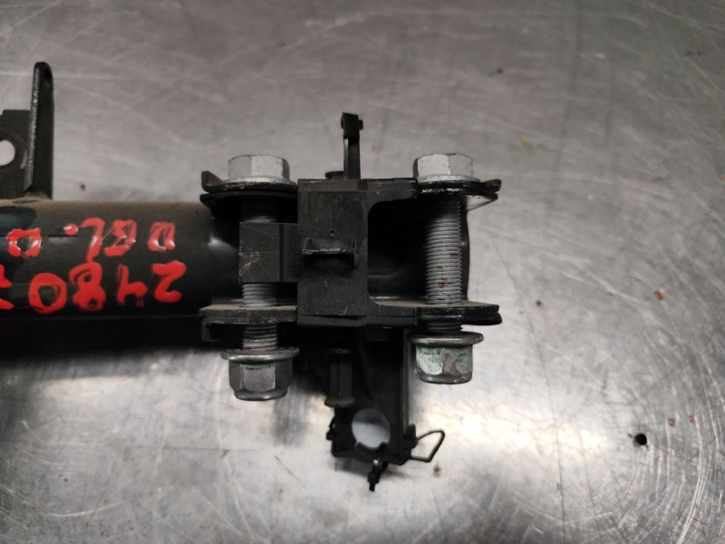 Recambio de amortiguador delantero derecho para infiniti q30 1.5 d referencia OEM IAM   