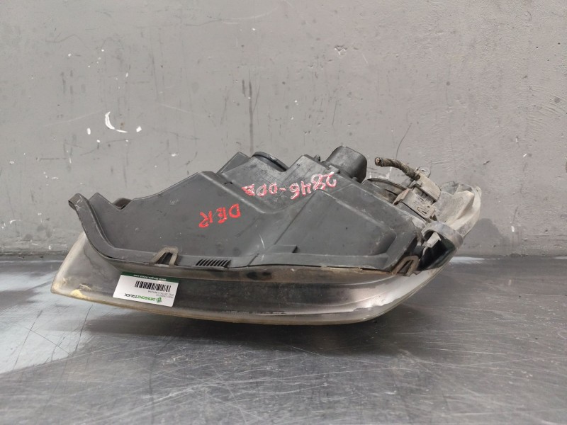 Recambio de faro derecho para opel astra h berlina cosmo referencia OEM IAM   