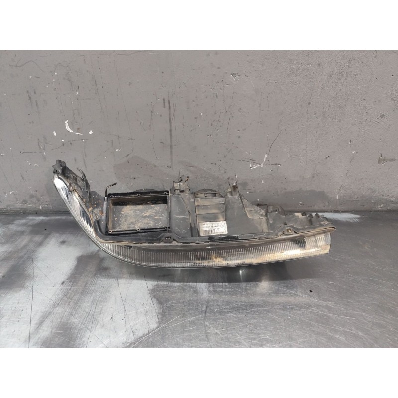 Recambio de faro izquierdo para renault laguna ii (bg0/1_) 1.9 dci (bg08, bg0g) referencia OEM IAM 820000245  
