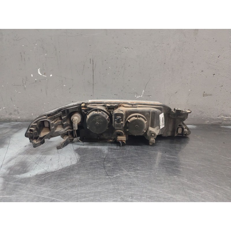 Recambio de faro izquierdo para renault laguna ii (bg0/1_) 1.9 dci (bg08, bg0g) referencia OEM IAM 820000245  