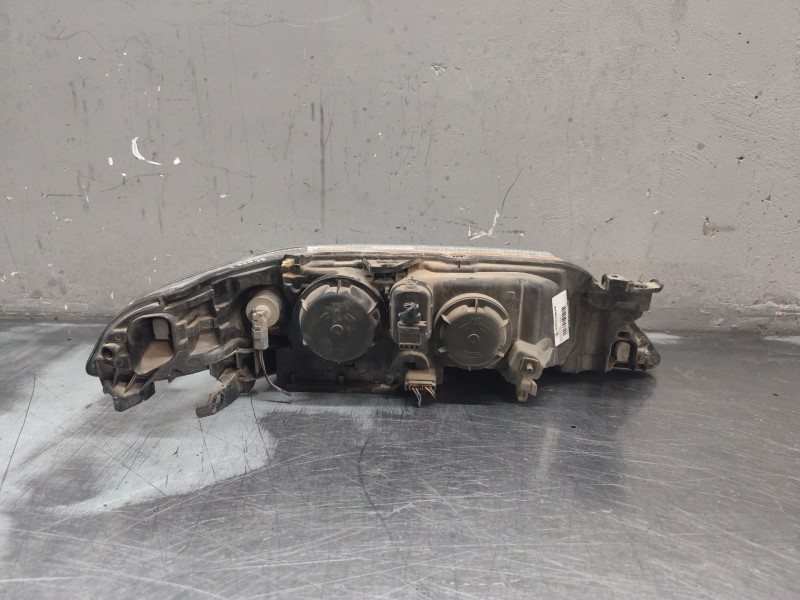 Recambio de faro izquierdo para renault laguna ii (bg0/1_) 1.9 dci (bg08, bg0g) referencia OEM IAM 820000245  