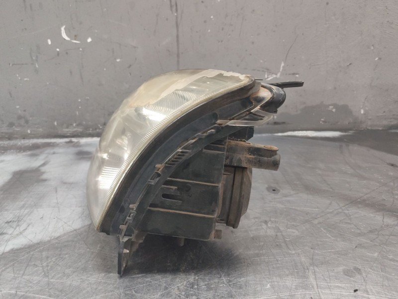 Recambio de faro izquierdo para opel vectra c berlina club referencia OEM IAM   