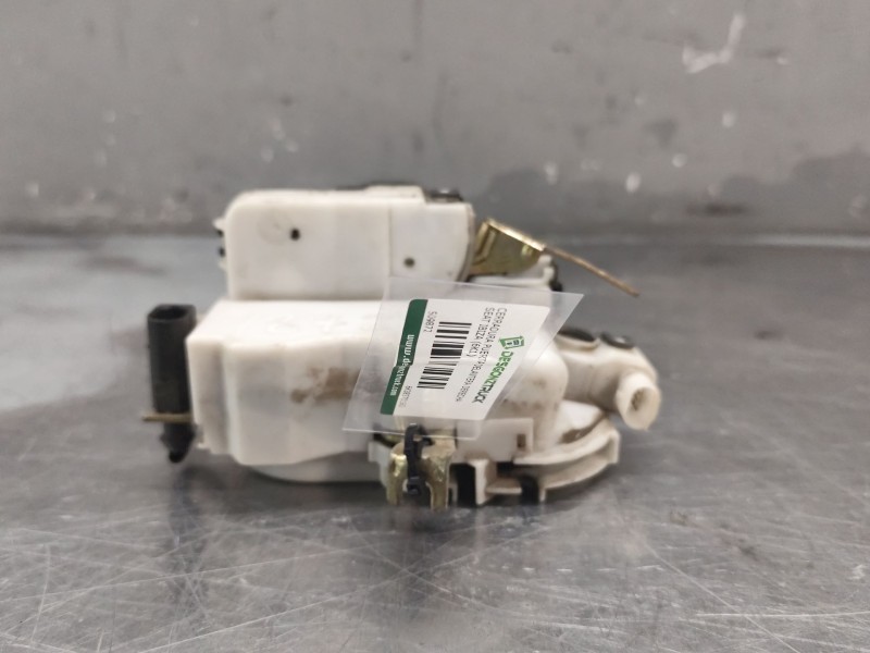 Recambio de cerradura puerta delantera derecha para seat ibiza (6k1) free sky referencia OEM IAM 6K3837016D  
