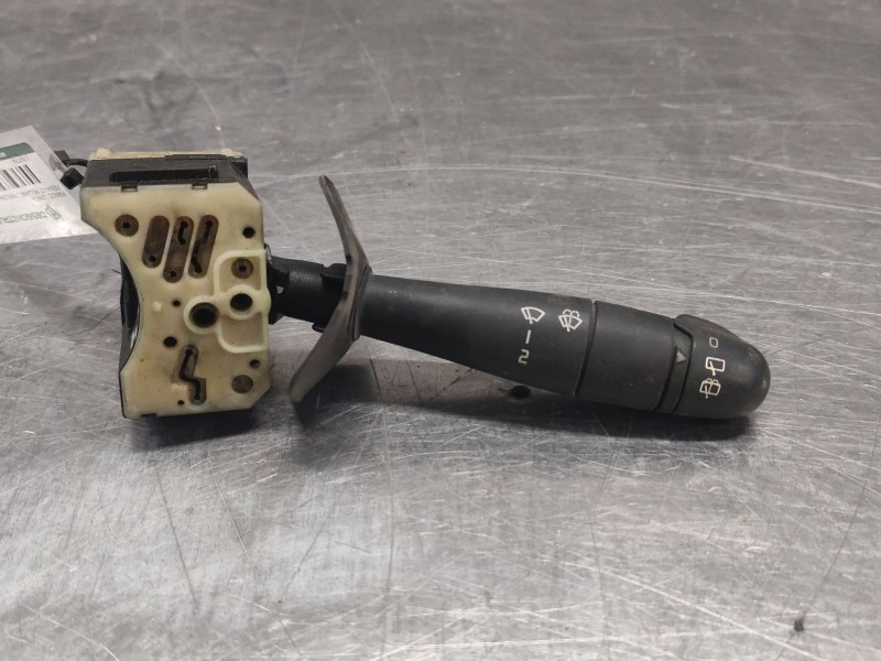 Recambio de mando limpia para renault megane i berlina hatchback (ba0) 1.4e rn (baoe) referencia OEM IAM 7701047262  