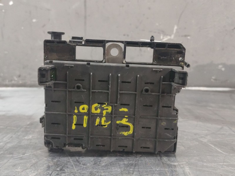 Recambio de bsm caja fusibles para peugeot 206 berlina x-line referencia OEM IAM 9657608880  