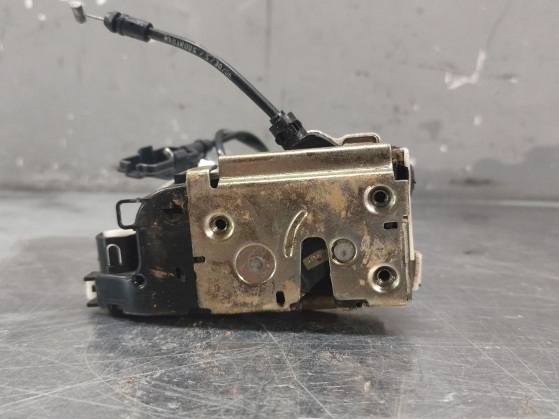 Recambio de cerradura puerta delantera derecha para renault scenic ii authentique referencia OEM IAM 2109061225D2 4 PINS 