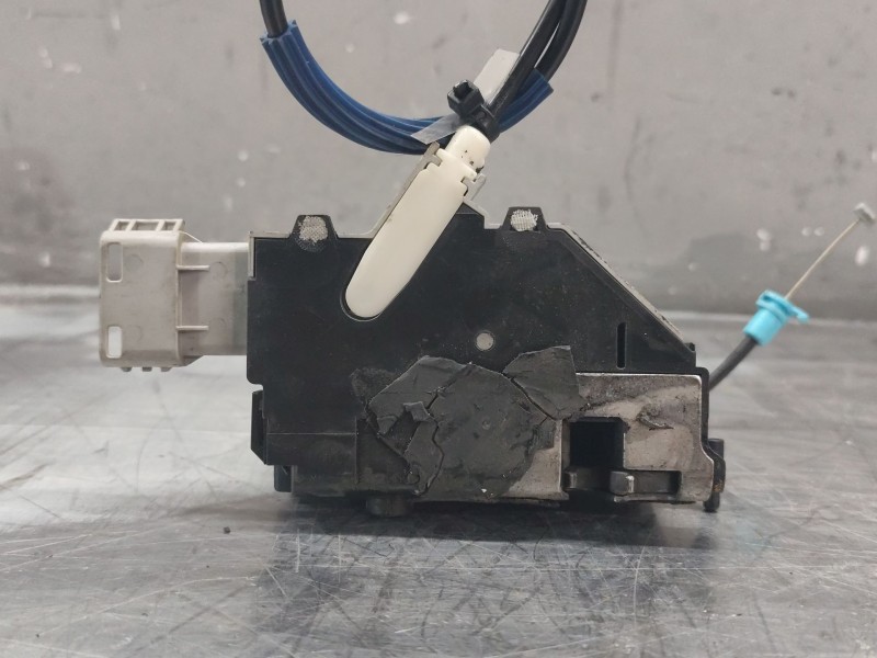 Recambio de cerradura puerta trasera derecha para citroën c4 berlina collection referencia OEM IAM 9681337080  6 PINS