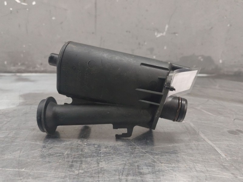 Recambio de decantador de aceite para renault laguna ii grandtour (kg0) referencia OEM IAM 8200140763  