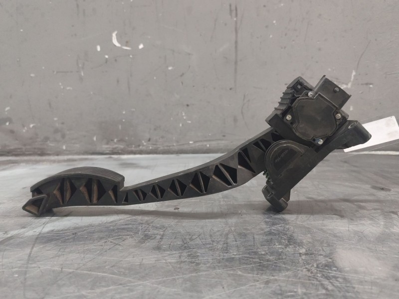 Recambio de pedal acelerador para alfa romeo 147 (190) 1.6 16v cat referencia OEM IAM 46755863 0281002380 