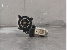 Recambio de motor elevalunas delantero derecho para nissan primera berlina (p12) acenta referencia OEM IAM 400714T1  