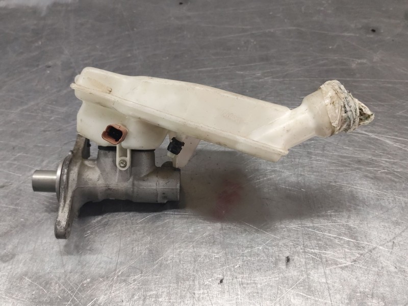 Recambio de bomba freno para peugeot 207 confort referencia OEM IAM 32069745  