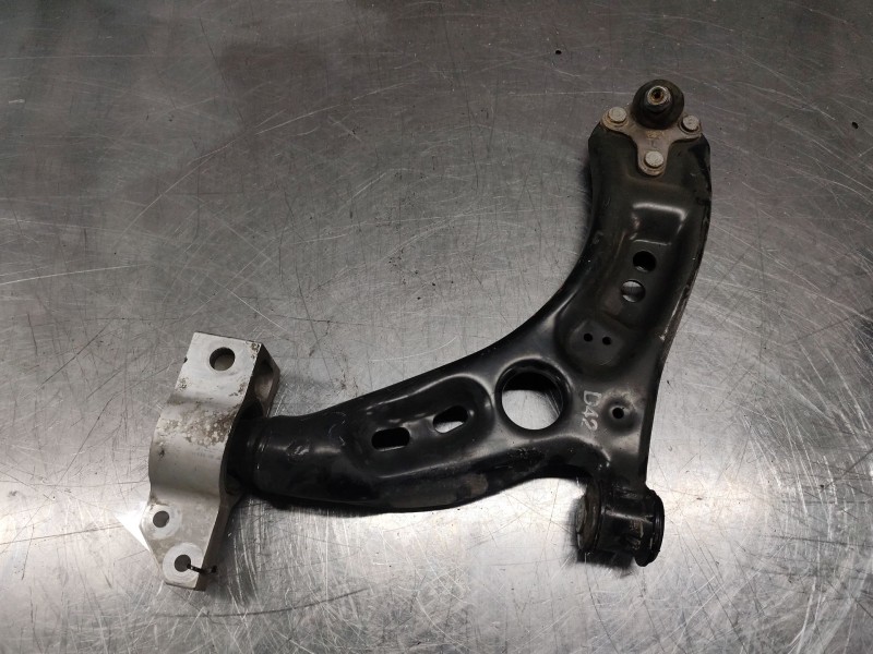 Recambio de brazo suspension inferior delantero izquierdo para volkswagen tiguan (5n_) 2.0 tdi 4motion referencia OEM IAM   