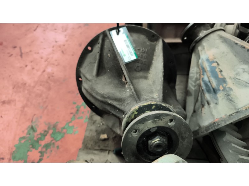 Recambio de grupo para nissan trade 100 3.0 turbodiesel referencia OEM IAM  RELACION:8X43 16 ESTRIAS PALIER