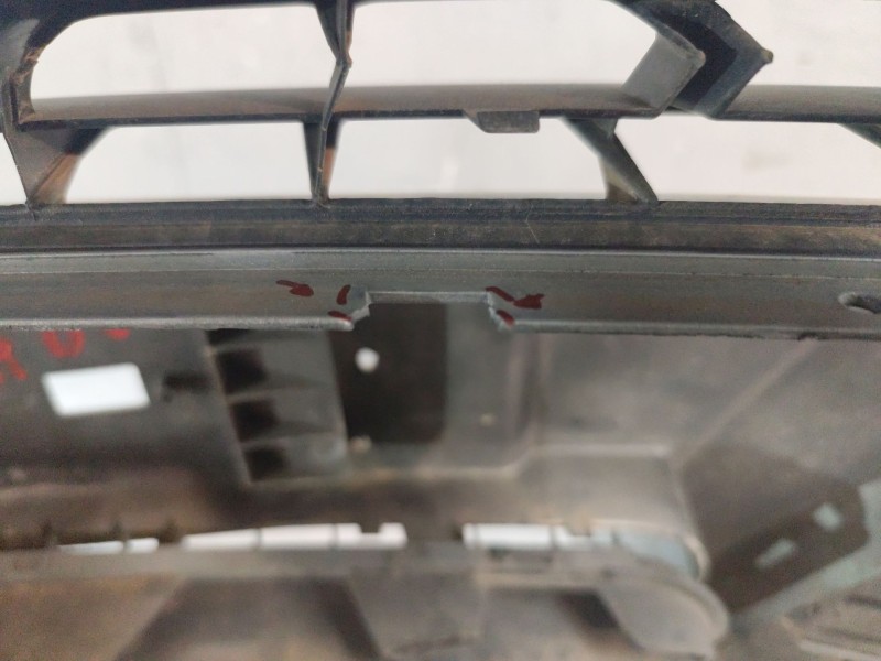 Recambio de paragolpes delantero para opel astra h berlina cosmo referencia OEM IAM   