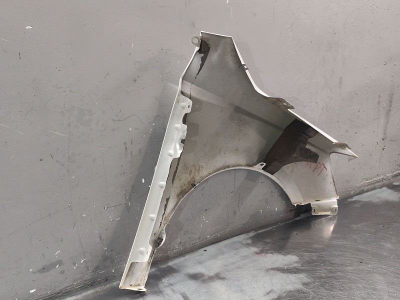 Recambio de aleta delantera izquierda para skoda fabia iii (nj3) 1.0 tsi referencia OEM IAM   