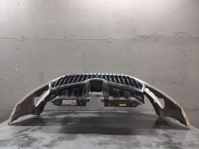 Recambio de paragolpes delantero para skoda fabia iii (nj3) 1.0 tsi referencia OEM IAM   